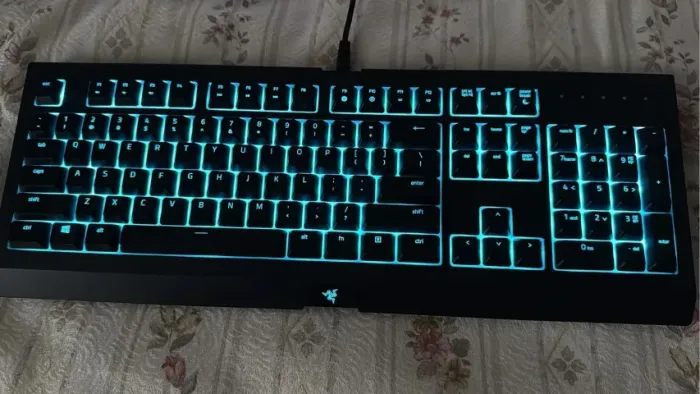 Kit Gamer Razer Premium: Mouse Naga Trinity + Teclado Cynosa Chroma RGB