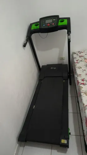 Vende-se esteira