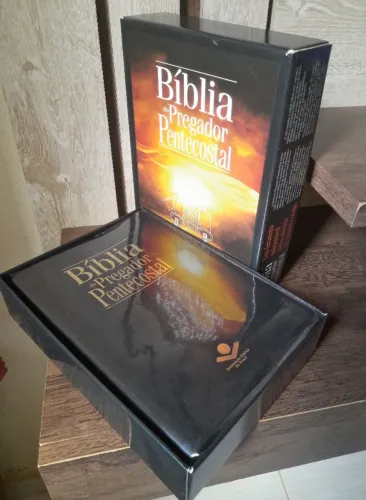 Bíblia de estudo pregador pentecostal (luxo-preta) impecável 