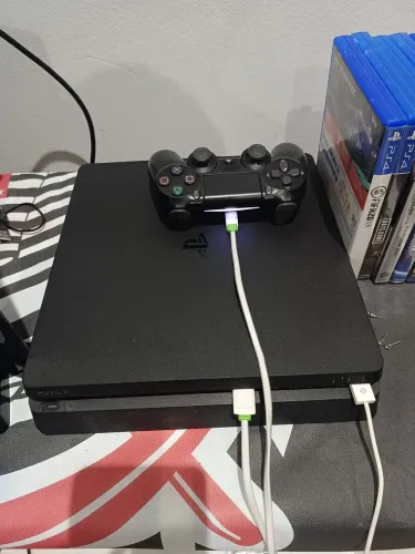 Vendo ps4 1TB