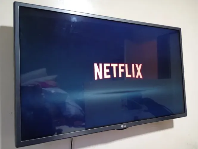 Smart TV LG 32? Wi-Fi Netflix YouTube HDMI + Controle Novo