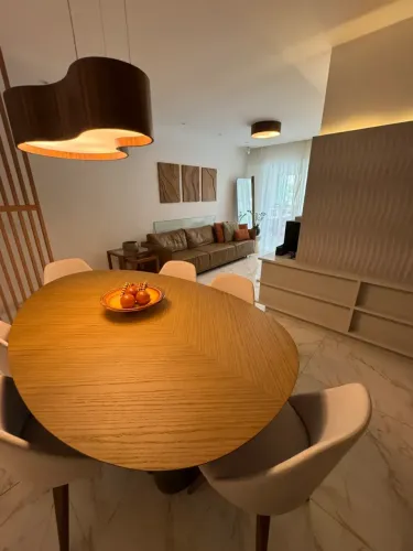 Imóvel para aluguel possui 130 metros quadrados com 4 quartos em Camboinhas - Niterói - RJ