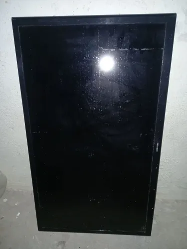 Tv Sansung 32 polegadas com defeito 