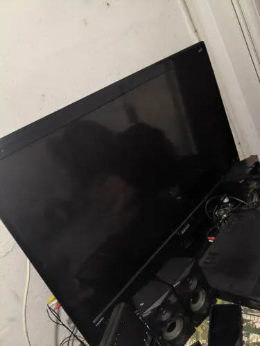 TV LCD 42' Semp HDMI 