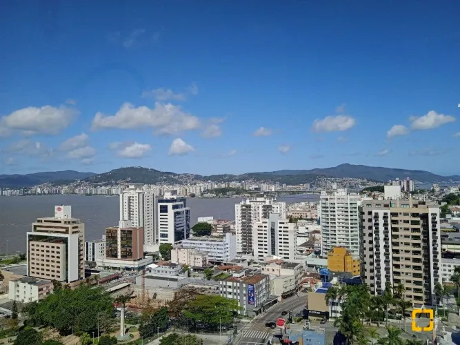 Vendo Salas Comerciais no bairro Estreito - Florianópolis