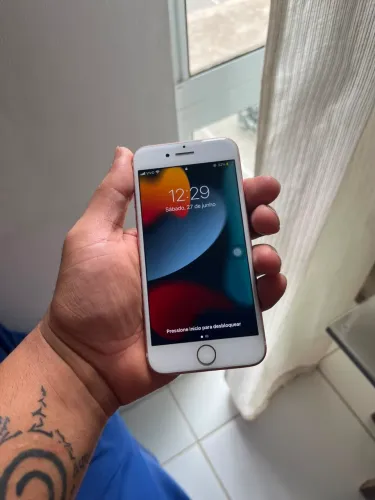 iPhone 7 128G funcionando perfeitamente 