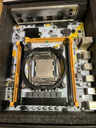 Kit Xeon(placa mãe x99 Qiyida + xeon e52658 v4) 