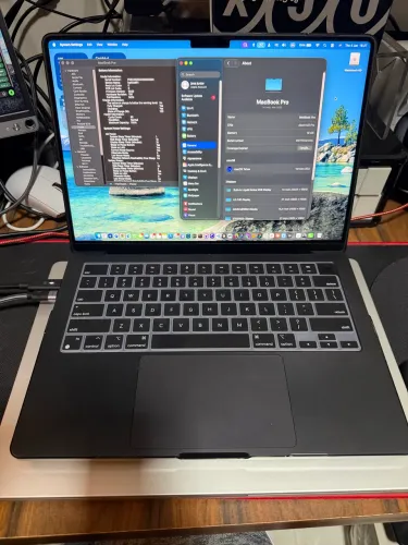MacBook Pro, chip M3 Pro, 18GB/512GB