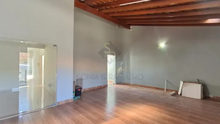 Casa à venda com 98,32m² de área construída e 02 quartos no bairro Jardim Herculano Fernan