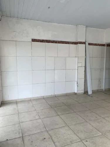 Alugo um ponto da Ponta Grossa de esquina