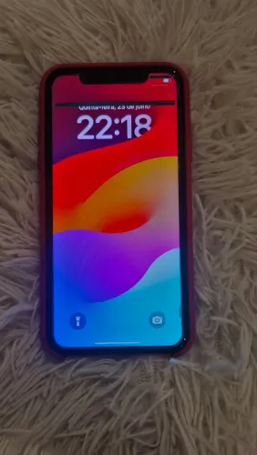 iphone xr vermelho (Product RED) - usado - com falha no display