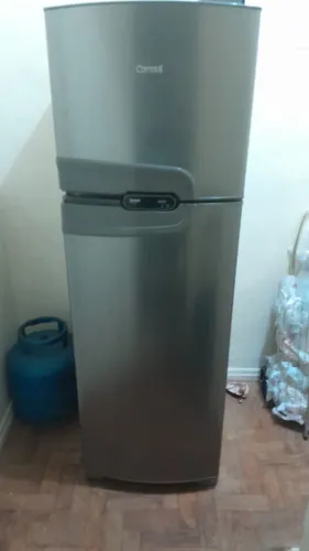 Vendo geladeira frost free Electrolux telefone *