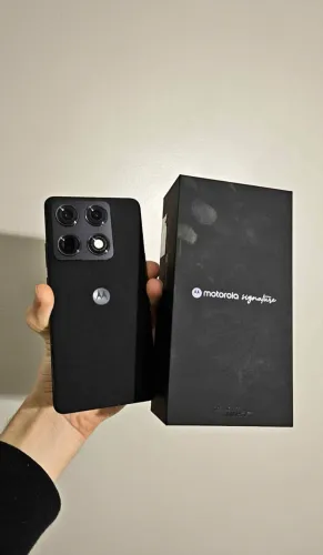 Vendo ou troco Motorola signature. 512G