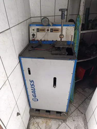 Máquina para testes de alternadores