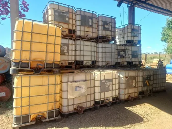 Bombona de plastico 200 litros