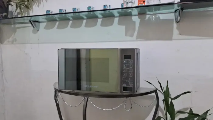 Microondas Brastemp 20lts vidro espelhado