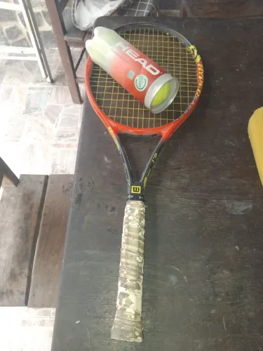 Raquete Wilson hyper prostaff R$70