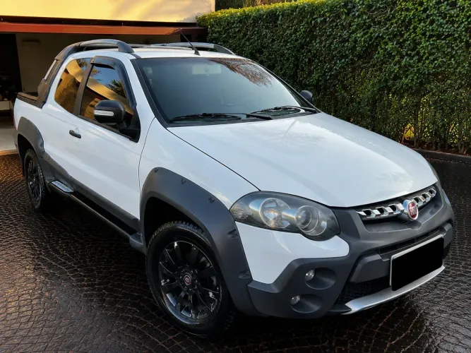 Fiat Strada Adventure1.8/ 1.8 Locker Flex CD 2012
