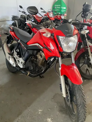 Honda CG 160 Titan 2024 shalom veículos 
