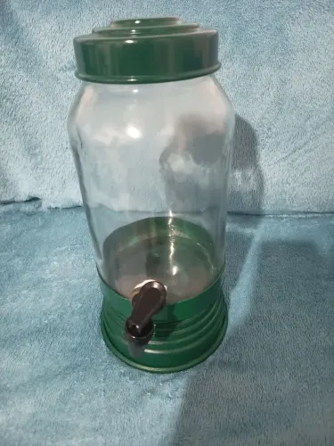 Suqueira de vidro verde 