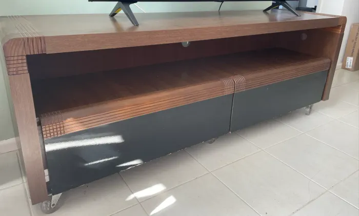 rack para tv sala em perfeito estado