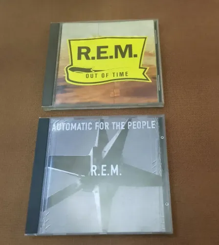Cd's R.E.M - "Out of time - Ed. Americana" e "Automatic for the people - Ed. Alemã"/Ótimo