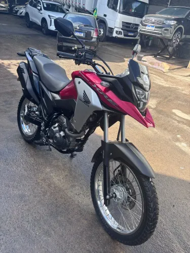 VENDO XRE 190 2024/2025