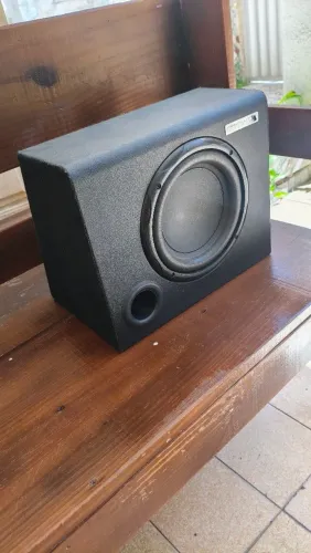 Sub automotivo Ativo