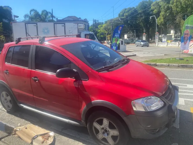 Volkswagen Crossfox 1.6 MI Total Flex 8V 5P 2009