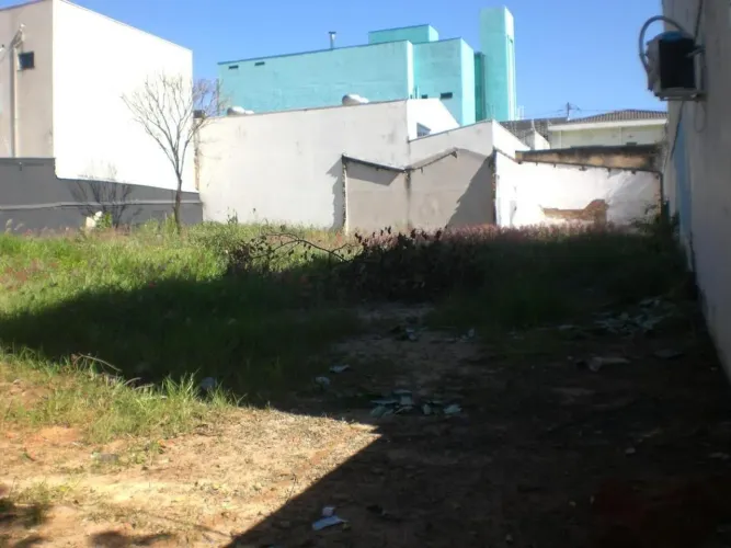 Terreno à venda em Sumaré, Centro