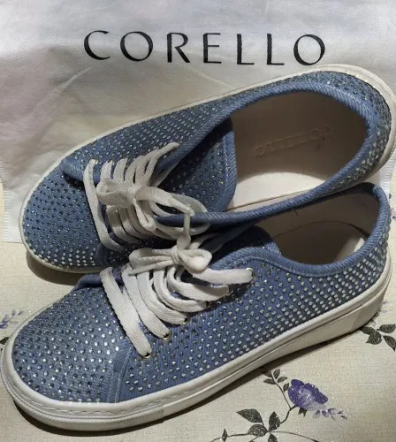 Tenis corello azul com brilho