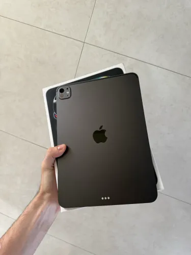 iPad PRO M5 com 17 ciclos