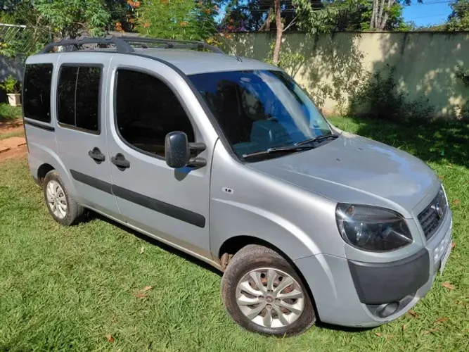 Fiat Doblo Essence 1.8 Flex 16V 5P 2019