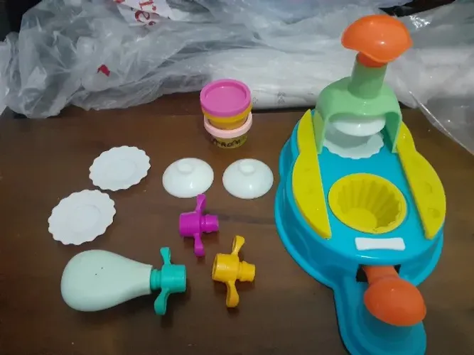 BRINQUEDO CONPLETO PARA MASSINHA DE MODELAR
