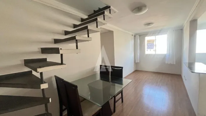 Cobertura com 2 suítes e 2 quartos à venda no bairro Glória, em Joinville-SC, por R$ 450.0