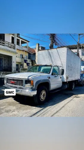 Caminhão GMC turbo diesel (MWM)
