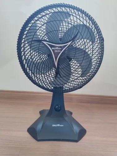 Ventilador de mesa Britânia