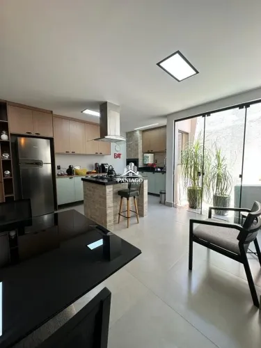 Sobrado à Venda no Condomínio Villa Di Capri | 135 m²