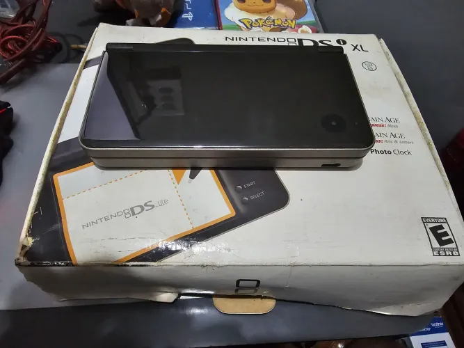 Nintendo DSi XL