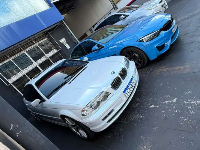 BMW 323I 2.5 24V 1999
