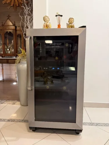 Adega Brastemp Gourmand Dual Zone 31 Garrafas 220V