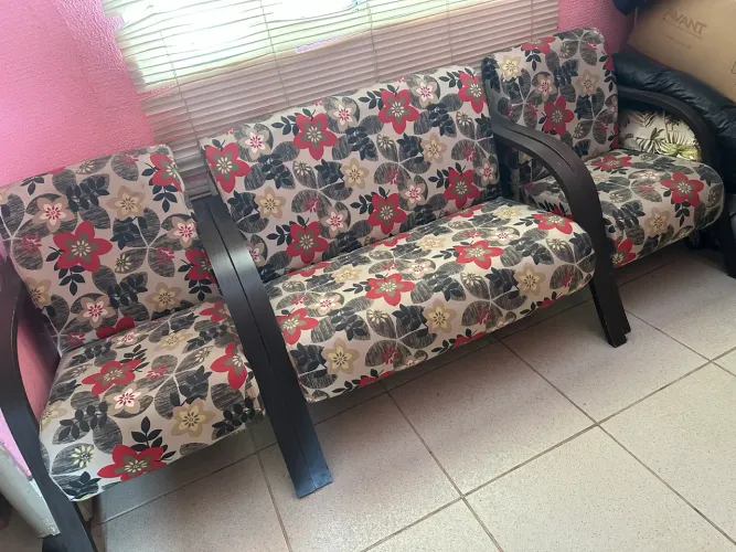 Conjunto de 3 cadeiras decorativas