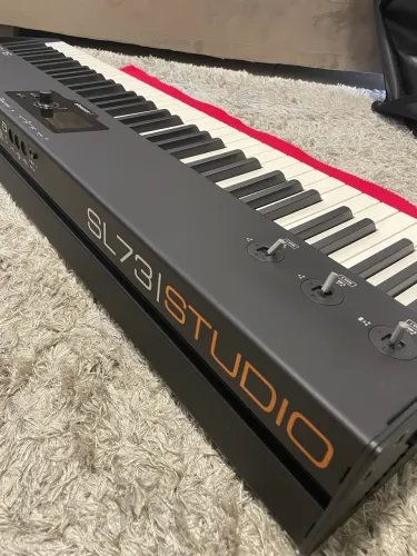 Controlador StudioLogic SL 73 