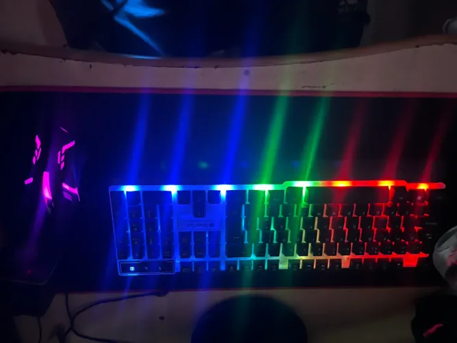Teclado e mouse gamer