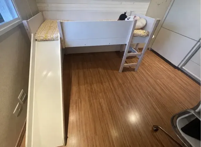 Cama com Escorregador PIN PLAY - Tok&Stok