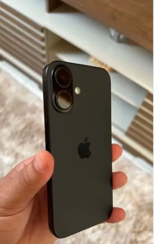 iPhone 16 128GB