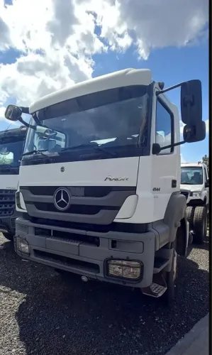 MB Axor 4144 ano 2022, 6x4, no chassi, automático, em SP