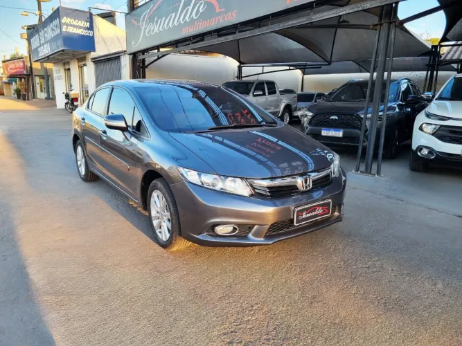 Honda Civic Sedan LXR 2.0 Flexone 16V Aut. 4P 2014