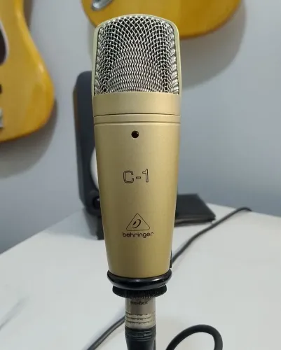 Microfone condensador Behringer C1