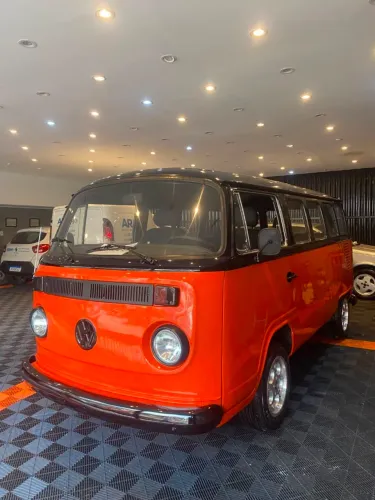 Volkswagen Kombi Standard/ Luxo/ Serie Prata 1988
